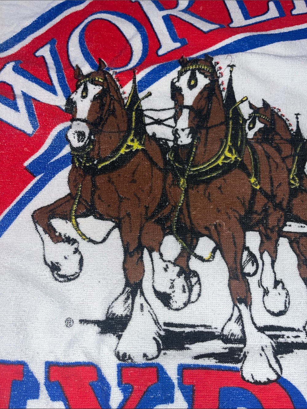 Budweiser vtg  80s Clydesdale beach towel - Picture 5 of 10